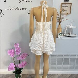 NWT Timing White Romper Halter Neck Size M Medium Smock Waist